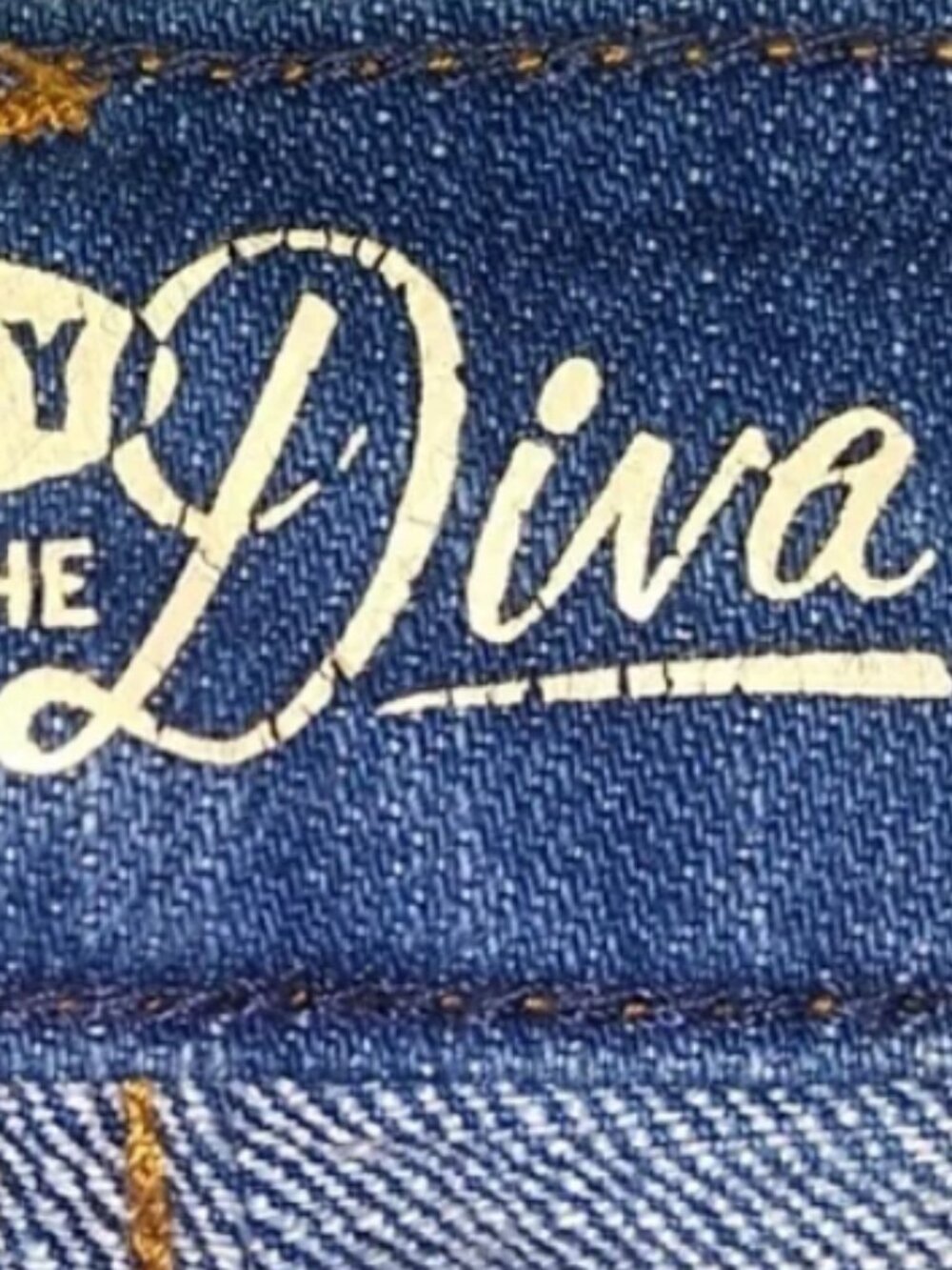 Old Navy The Diva Blue Denim Jean Shorts - Plus Size 16 - Picture 5 of 6